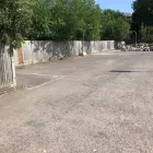 Business 2 image BERKS & BUCKS RUBBISH CLEARANCE Waste Management in Slough Be