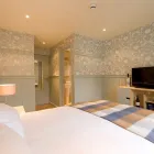 Business 11 image BROOKS GUESTHOUSE BRISTOL Hotels & Inns in Bristol Av