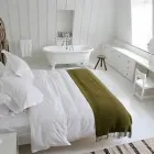 Business 4 image HIGH ROAD HOUSE Travel & Tourism in London Gr