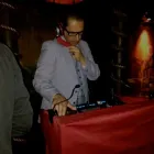 Business 1 image LONDON-RETRO-DJ Mobile Discos in London Gr