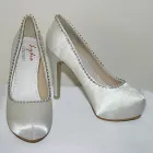 Business 6 image LYDIA COUTURE Dressmakers in Bristol Av