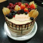 Business 4 image MIRACLE CAKE STUDIO Snacks & Confectionery in Reading Be