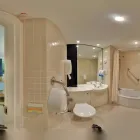 Business 32 image SPIRE LEEDS HOSPITAL Surgeons in Leeds We