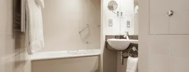 Business 2 image CROWNE PLAZA READING Wedding Venues in Reading Be