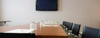 Business 10 image HOLIDAY INN EXPRESS LONDON GATWICK - CRAWLEY Wedding Venues in Crawley We