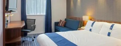 Business 12 image HOLIDAY INN EXPRESS LONDON GATWICK - CRAWLEY Wedding Venues in Crawley We