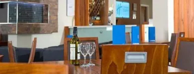 Business 20 image HOLIDAY INN EXPRESS LONDON GATWICK - CRAWLEY Wedding Venues in Crawley We