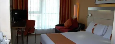 Business 28 image HOLIDAY INN EXPRESS SWINDON CITY CENTRE, AN IHG HOTEL Wedding Venues in Swindon Wi