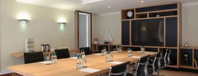 Business 26 image HOLIDAY INN LONDON - HEATHROW T5, AN IHG HOTEL Wedding Venues in Slough Be