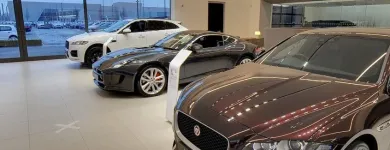 Business 5 image LANCASTER JAGUAR, MILTON KEYNES Used Car Dealers in Northfield We