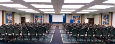 Business 2 image RENAISSANCE LONDON HEATHROW HOTEL Wedding Venues in Hounslow Mi