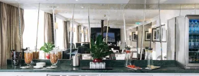 Business 23 image RENAISSANCE LONDON HEATHROW HOTEL Wedding Venues in Hounslow Mi