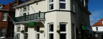 Business 7 image SOUTHERN BREEZE LODGE Travel & Tourism in Bournemouth Do