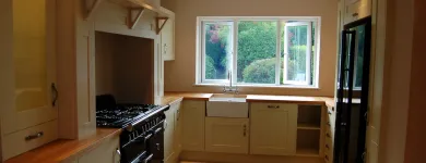 Business 9 image WOODWORKS LTD Carpenters & Joiners in Hull No
