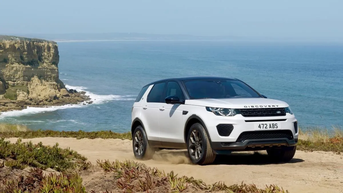 Business 11 image GUY SALMON LAND ROVER, STOCKPORT