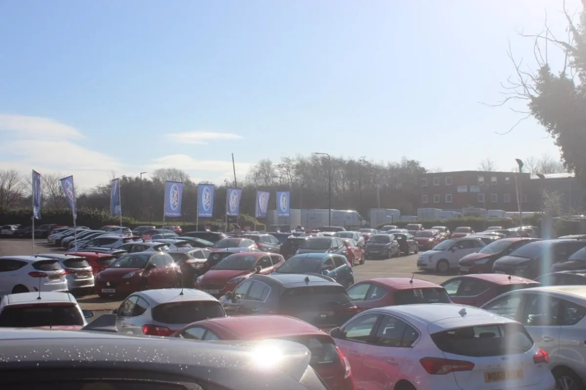 Business 1 image EVANS HALSHAW FORD ALTRINCHAM