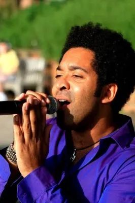 Business 2 image WEDDING & PARTY SINGER