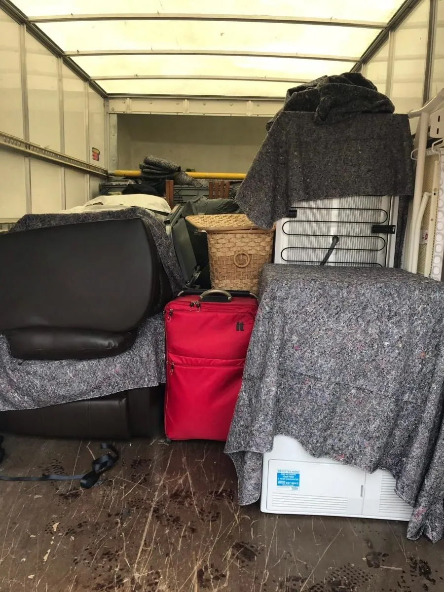Business 9 image PASS THE PARCEL REMOVALS & STORAGE
