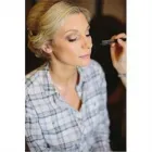 HARRIET ROBERTSON MAKE UP ARTIST